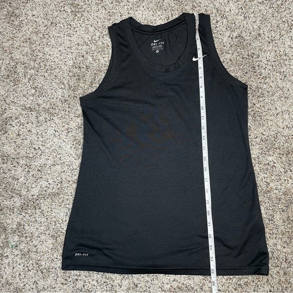 Nike Dri-Fit Sleeveless Activewear Workout Muscle Tank Top in Black Medium - Picture 10 of 10